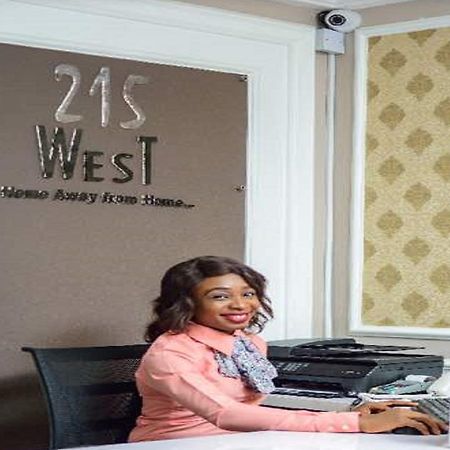 أبوجا 215 West Apartment المظهر الخارجي الصورة